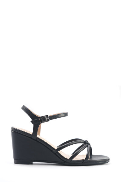 Nine West JORGIA 5FX Siyah Kadın Dolgu Topuk Sandalet