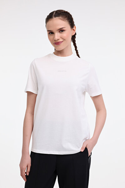 Lumberjack WL ROBI 11MS468 5FX Beyaz Kadın Kısa Kol T-Shirt