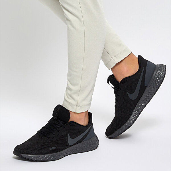 nike revolution 5 siyah erkek kosu ayakkabisi 100523583 instreet