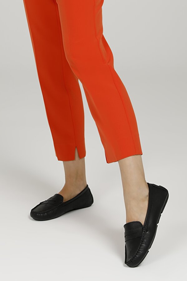 Polaris 161714.z1Fx Black Woman Loafer