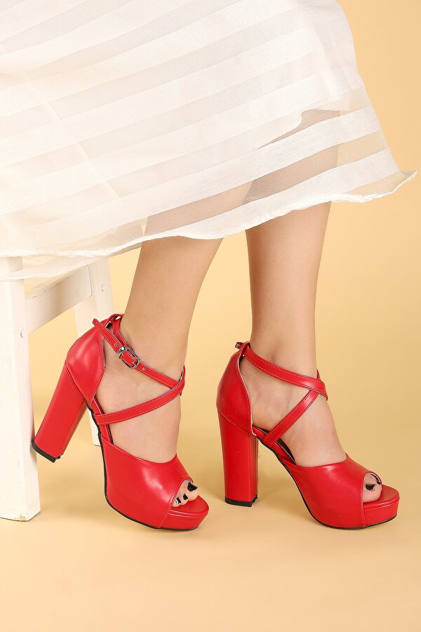 Ayakland 3210-2058 Cilt Abiye 11 Cm Platform Topuk Bayan Sandalet Ayakkabı Kırmızı