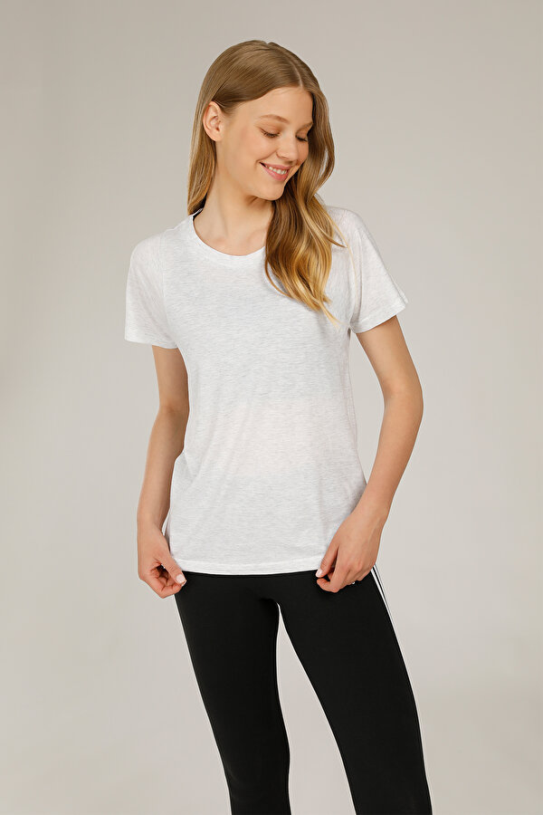 adidas W ID WINN CN Beyaz Kadın Kısa Kol T-Shirt