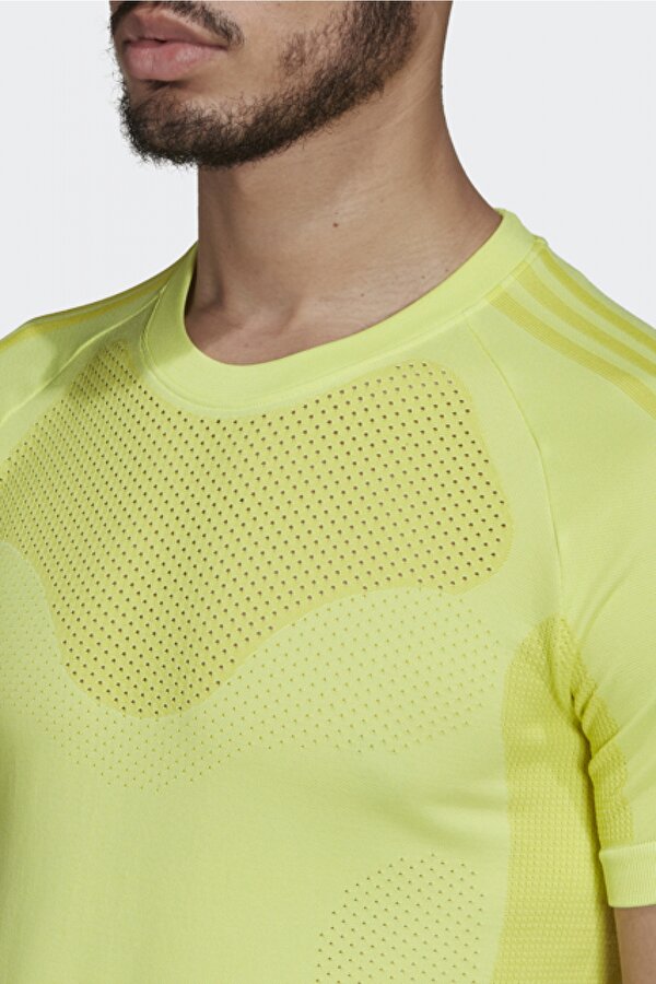 adidas PRIMEKNIT TEE M Sarı Erkek Kısa Kol T-Shirt