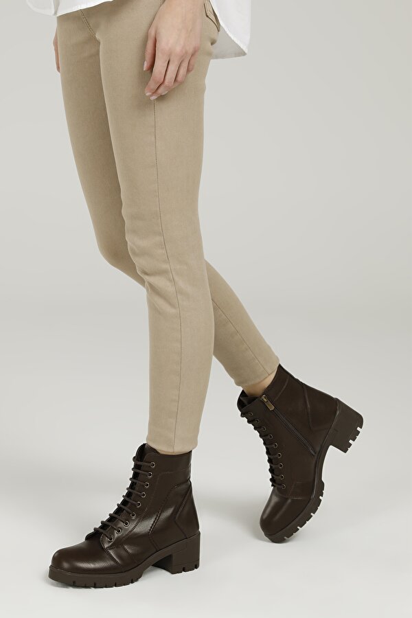 Polaris 318600.z 1Pr Brown Woman Heeled Boots