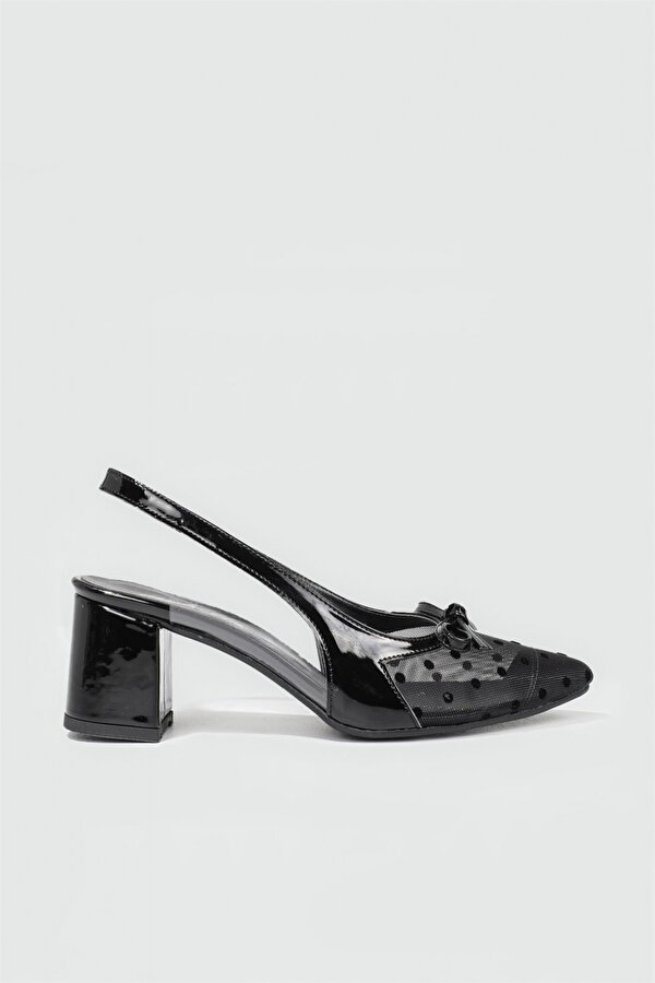 Ayakkabı City Arkası Açık Tül Detaylı Benekli Fiyonklu 5 cm Topuklu Siyah Rugan Kadın Ayakkabı 103 IV10147