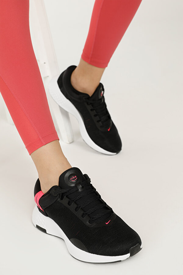 Nike W RENEW SERENITY RUN Siyah Kadın Koşu Ayakkabısı RA8595