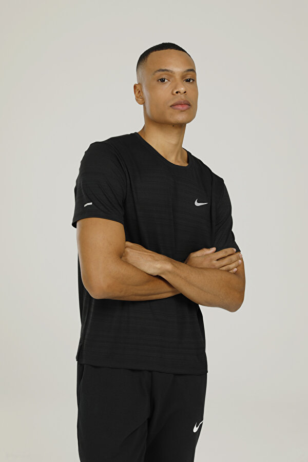 Nike DRI-FIT MILER Siyah Erkek Kısa Kol T-Shirt