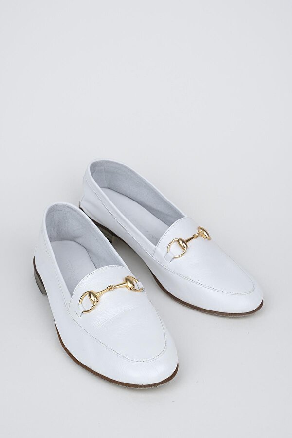 Modabuymuş Beyaz Hakiki Deri Tokalı Ayakkabı Günlük Babet  - Bader