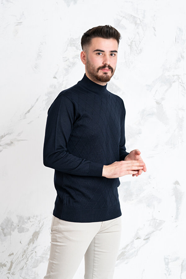 Woolen World YARIM BALIÇI REGULAR FİT DESENLİ ERKEK KAZAK Woolen World YARIM BALIÇI REGULAR FİT DESENLİ ERKEK KAZAK
