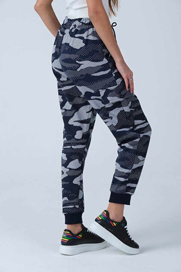 Alexander Gardi ALEXANDERGARDI KAMUFLAJ DESENLİ CEPLİ EŞOFMAN ALTI (E21-72102)