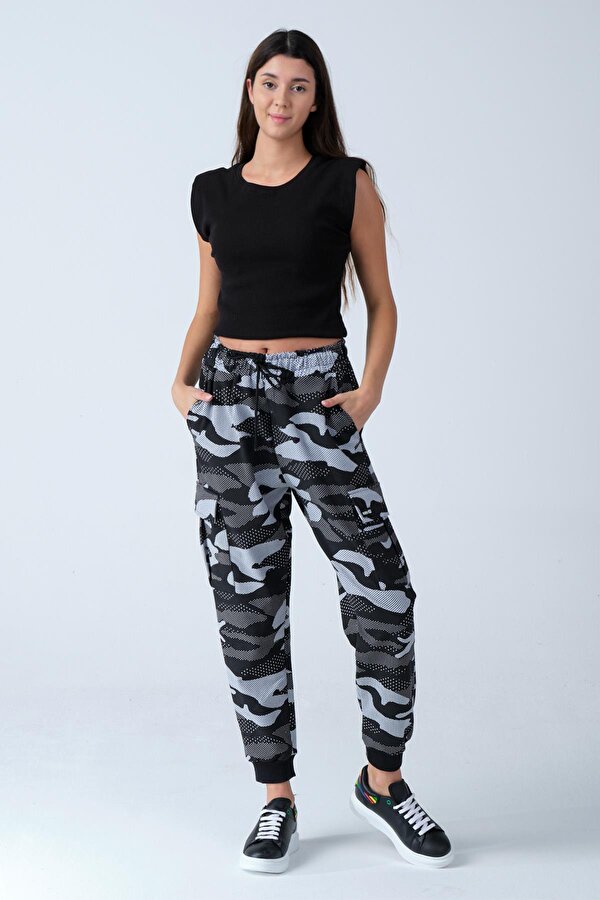 Alexander Gardi ALEXANDERGARDI KAMUFLAJ DESENLİ CEPLİ EŞOFMAN ALTI (E21-72102)