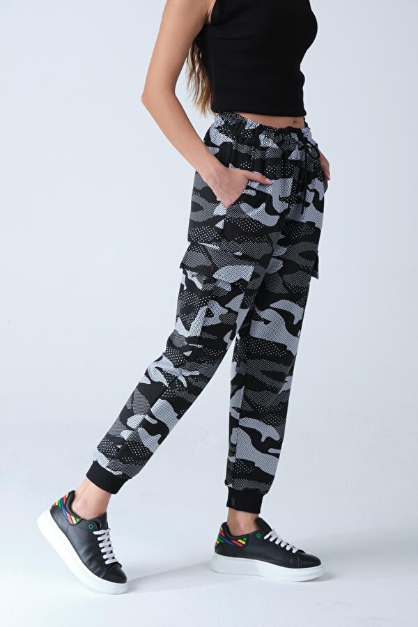 Alexander Gardi ALEXANDERGARDI KAMUFLAJ DESENLİ CEPLİ EŞOFMAN ALTI (E21-72102)