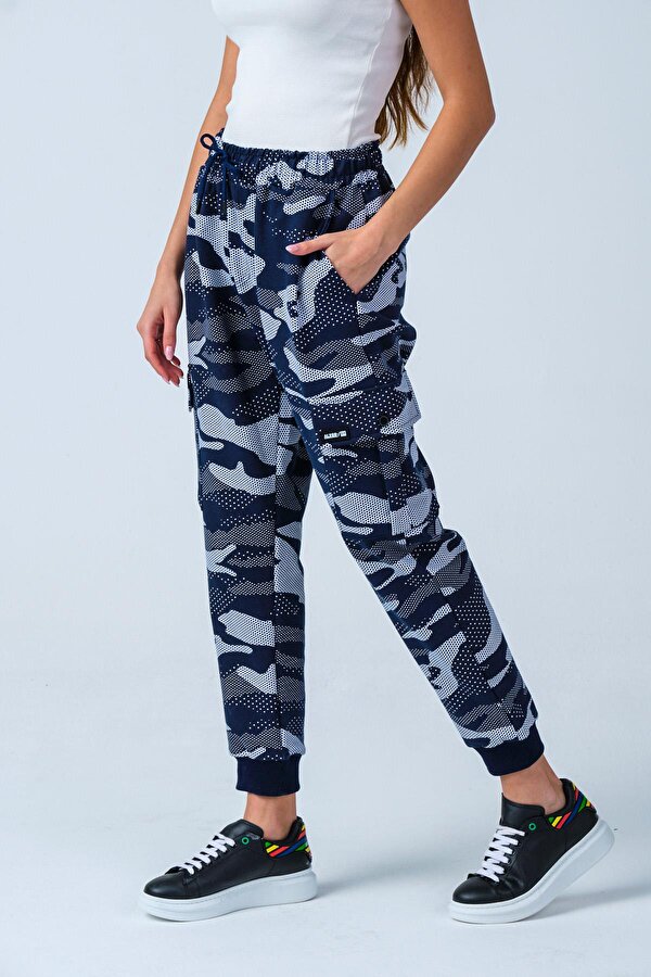 Alexander Gardi ALEXANDERGARDI KAMUFLAJ DESENLİ CEPLİ EŞOFMAN ALTI (E21-72102)