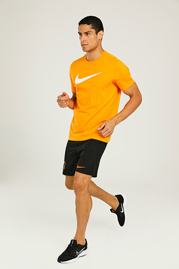 Nike SPORTSWEAR SWOOSH Turuncu Erkek Kısa Kol T-Shirt