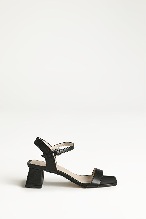 Butigo 22S-144 2FX Siyah Kadın Topuklu Sandalet