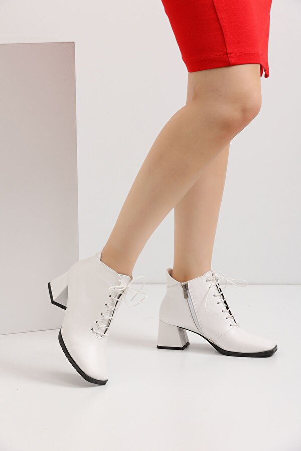 Marina Rosse Kadın Bellina Bağcıklı Beyaz Cilt Kısa Topuklu Bot