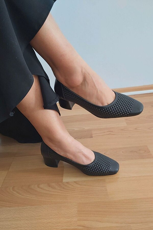 La Scada Siyah Kadın Deri Topuklu Ayakkabı 22875 TN7629