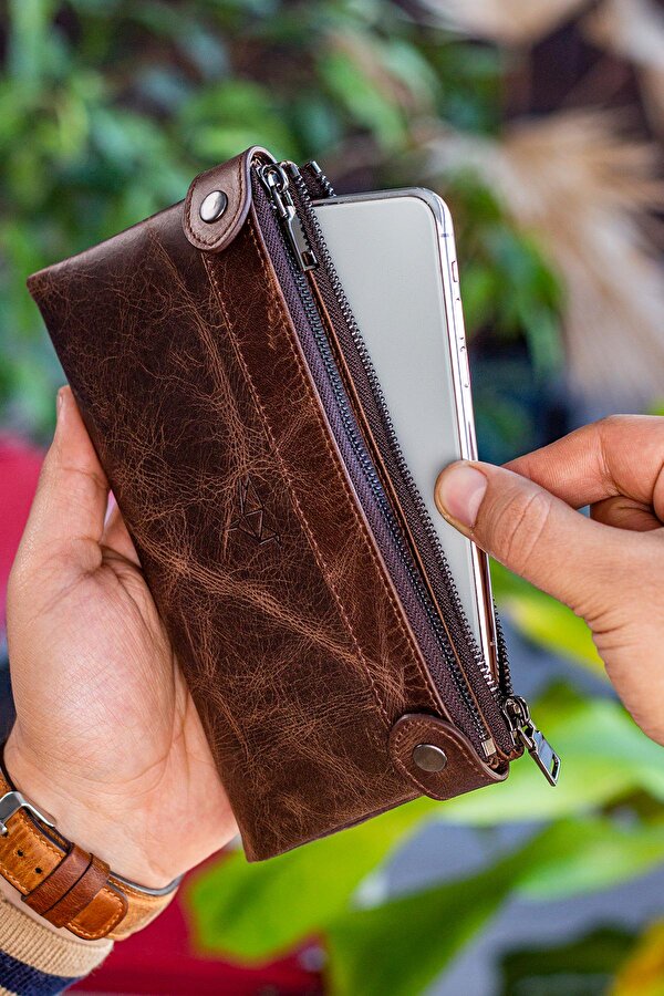 Roosevelt Hakiki Deri Telefon Bölmeli El Saplı Unisex Portföy Cüzdan Kahverengi