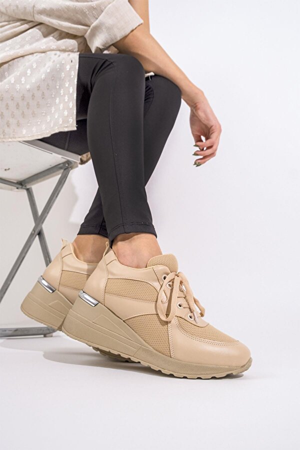 Ten Rengi Fileli Dolgu Topuklu Sneaker Ba c kl Spor Ayakkab Pily