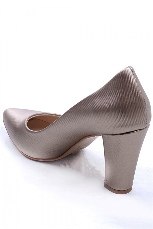 Ustalar Ayakkabı Gold Kadın Topuklu Ayakkabı 360.601