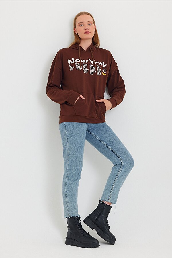 Süperlife Kadın Kapşonlu Kanguru Cepli Sweat Newyork Baskılı SPR23SWk362 Süperlife Kadın Kapşonlu Kanguru Cepli Sweat Newyork Baskılı SPR23SWk362