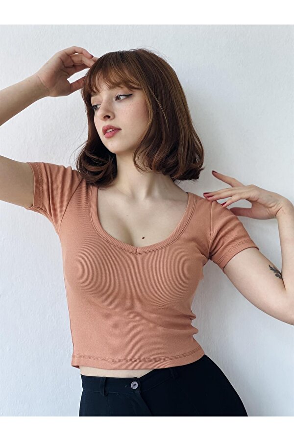 Retrobird Kaşkorse Kumaş Hafif V Yaka Badi Crop Kadın Somon Retrobird Kaşkorse Kumaş Hafif V Yaka Badi Crop Kadın Somon