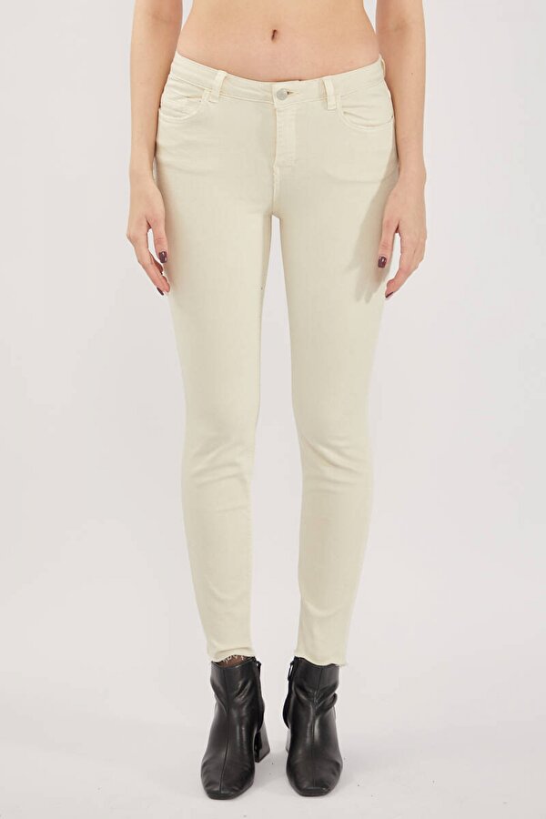 Blue White Kadın Skinny Fit Paçası Kesik Jean Pantolon Taş