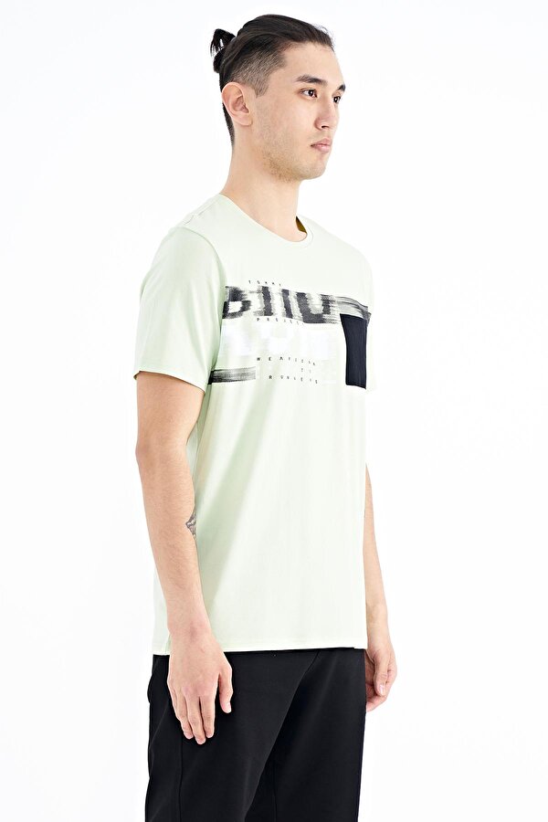 Tommy Life Açık Yeşil Ön Cep Detaylı Baskılı Standart Kalıp Erkek T-Shirt - 88200 IV10486