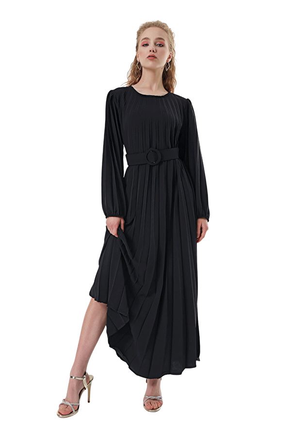 Butik Buruç Kadın Siyah Piliseli Kemerli Elbise
