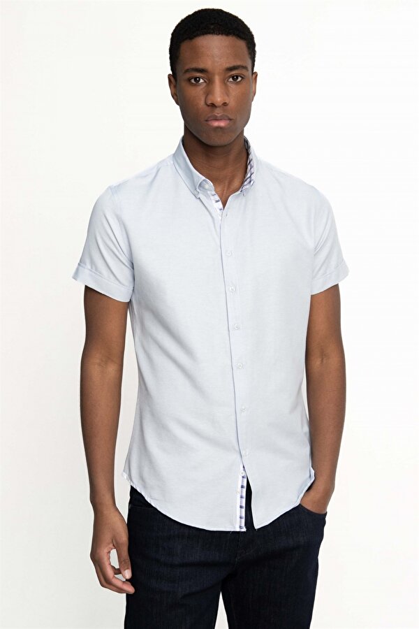 Tudors Erkek Slim Fit Dar Kesim Kısa Kollu Pamuklu Oxford Doku Kolay Ütülenebilir Mavi Düğmeli Yaka Gömlek