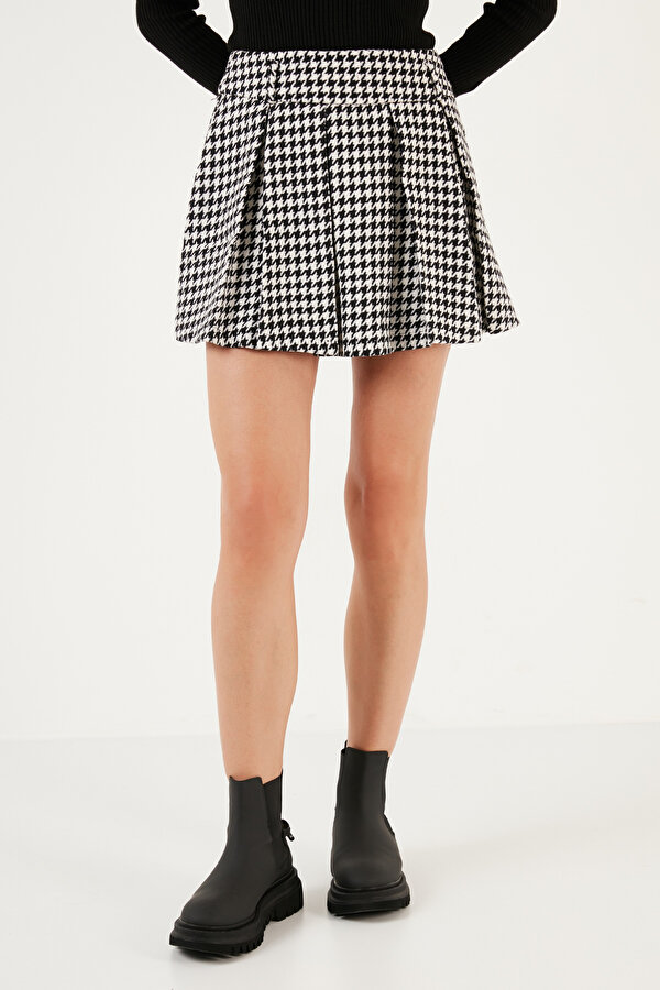 Lela Bayan Şort Etek 611SR00028 EKRU-SİYAH