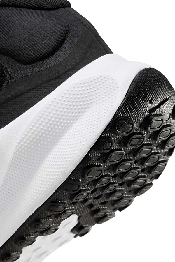 Nike Revolution 7 Черный Мужчина Беговая Обувь