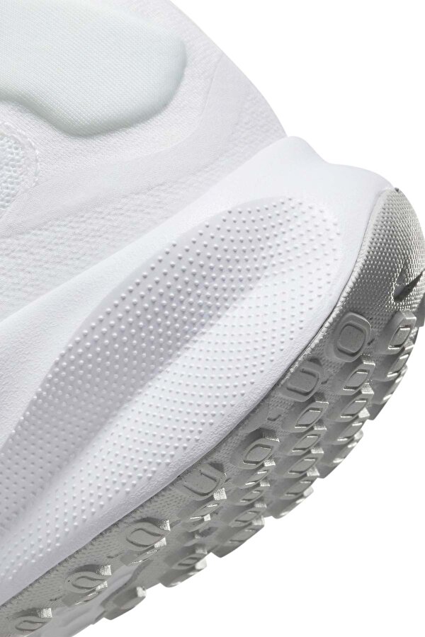 Nike REVOLUTION 7 WHITE Man Running