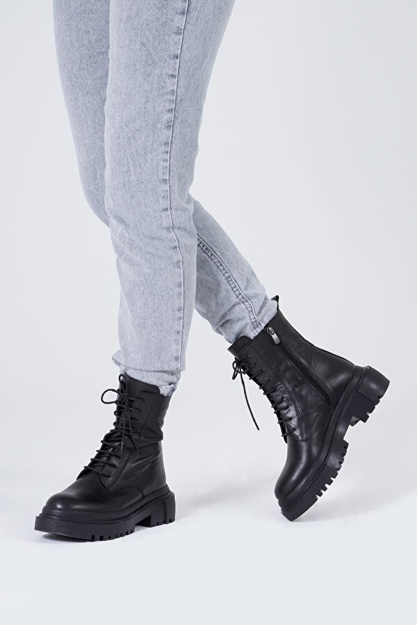CZ London Hakiki Deri Kadın Postal Bot Bağcıklı Kalın Taban Kışlık Ayakkabı Kırışık Siyah-37