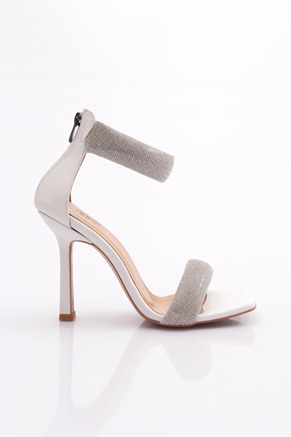 DGN 8044Kadin Silver Taşli Bilekten Bağli Topuklu Sandalet