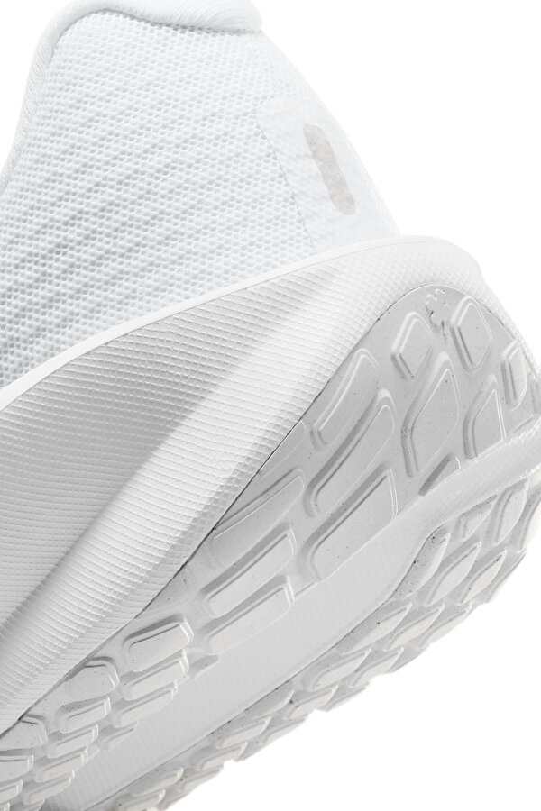Nike W  Downshifter 13 Белый Женщина Кроссовки Для Бега