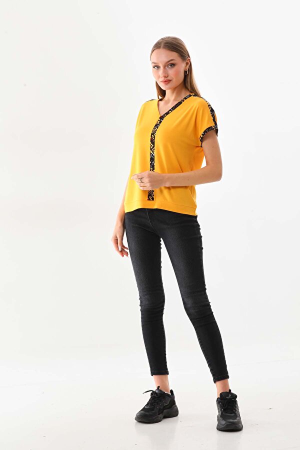 Sistas Kadın Desenli V Yaka Kısa Kol Bluz 23151 Sarı