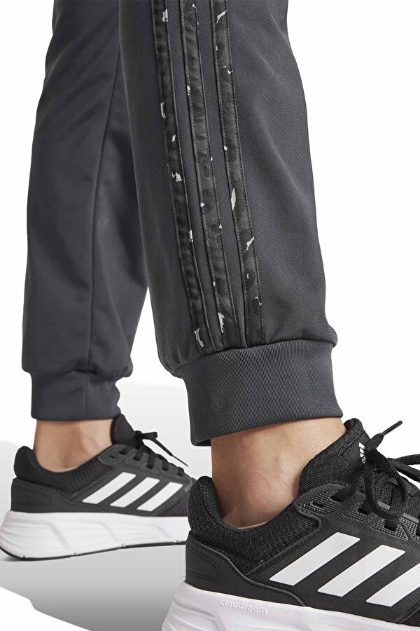 Adidas clearance asweerun bayan