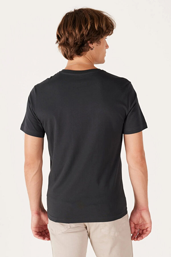 WRANGLER Lightweight SS 3Color Log Siyah Erkek Kısa Kol T-Shirt
