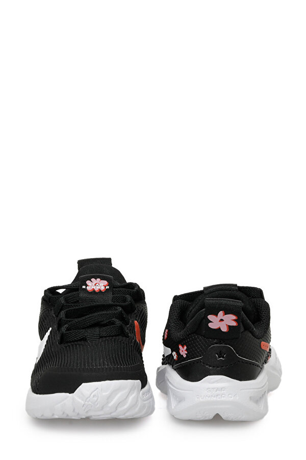 Nike STAR RUNNER 4 NN SE Siyah Kız Çocuk Koşu Ayakkabısı