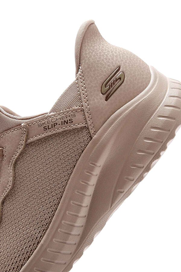 Skechers BOBS SQUAD CHAOS-DAİLY İN Bej Kadın Comfort Ayakkabı