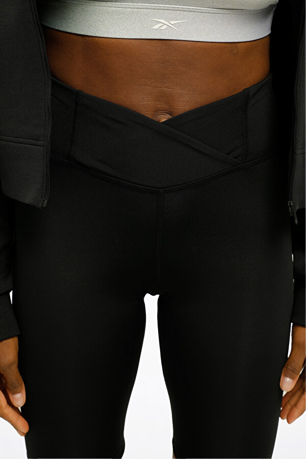 Reebok PP BASIC BIKE SHORT BLACK Woman 771