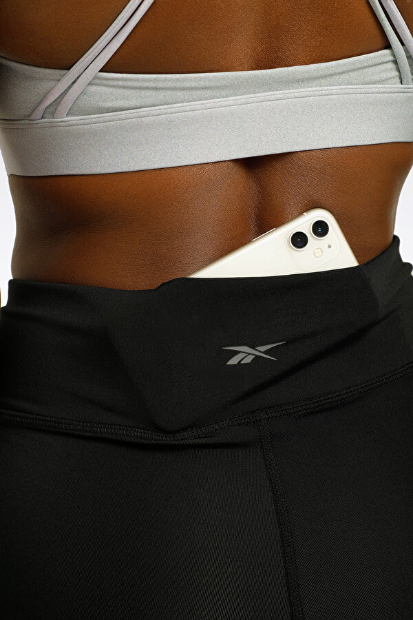 Reebok PP BASIC BIKE SHORT BLACK Woman 771
