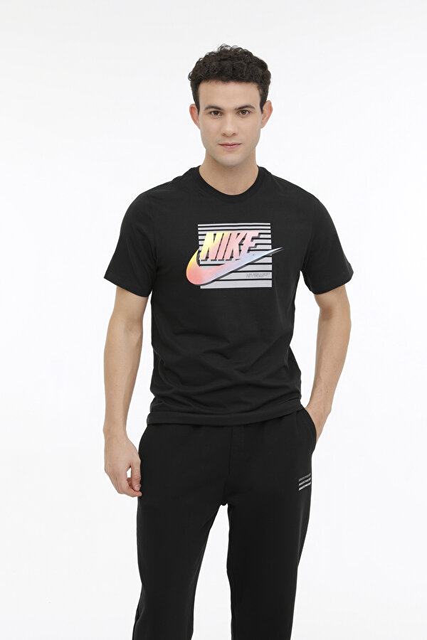 Nike M NSW TEE 6MO FUTURA Siyah Erkek Kısa Kol T-Shirt