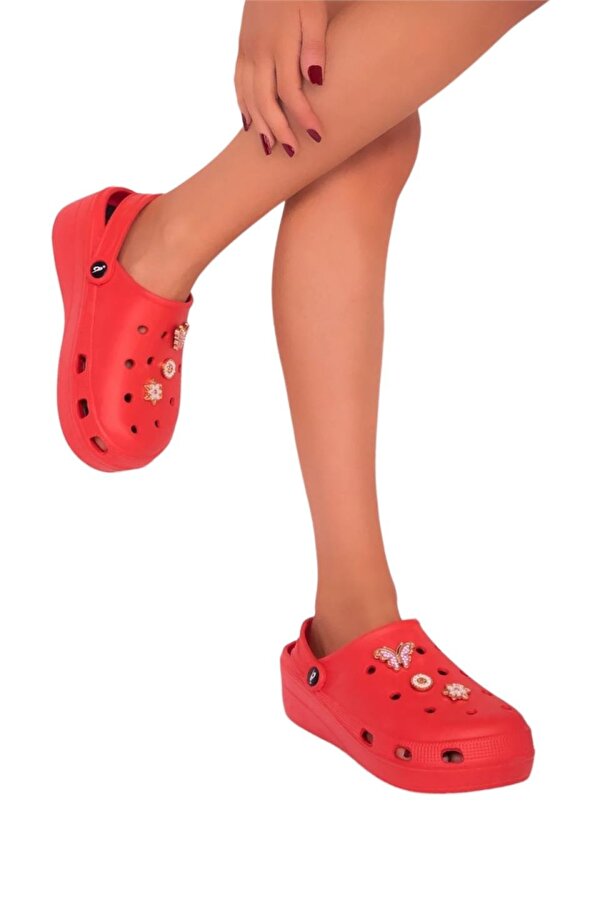 Liger Yüksek Taban Aksesuarlı Kadın Sandalet KIRMIZI