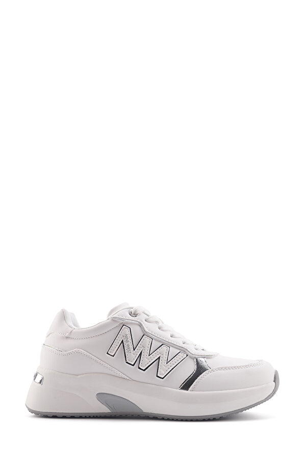 Nine West RELOVE 4FX Beyaz Kadın Sneaker