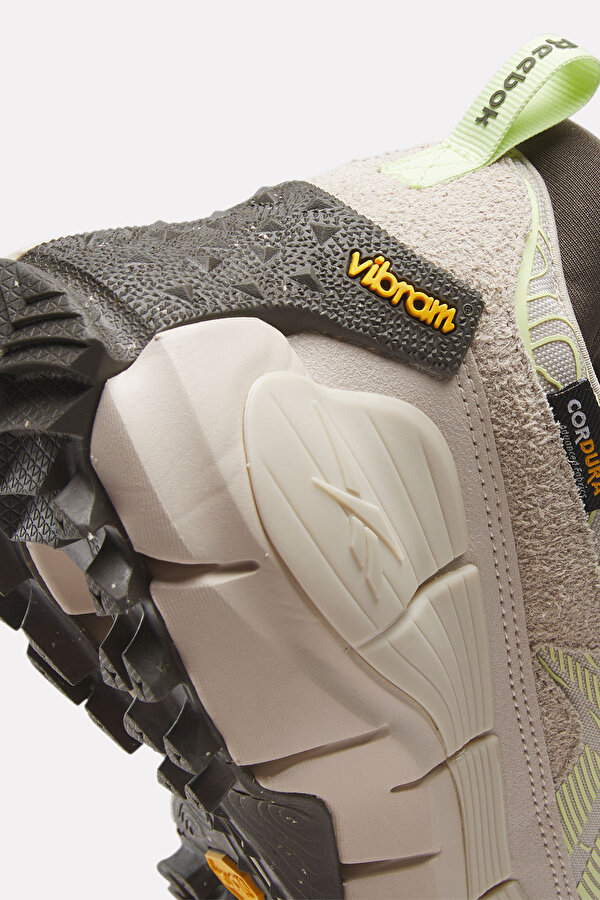 Reebok ZIG KINETICA 2.5 EDGE WIN CREAM Unisex 005