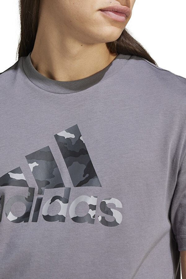 adidas M CAMO BOS T GRI Erkek Kısa Kol T-Shirt