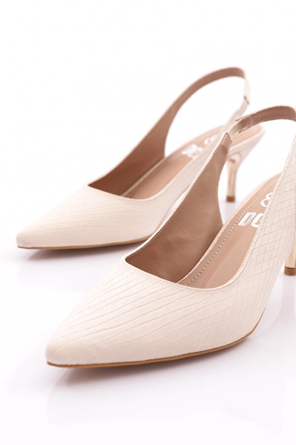 DGN 5011 Arkadan Bağlamali Topuklu Ayakkabi