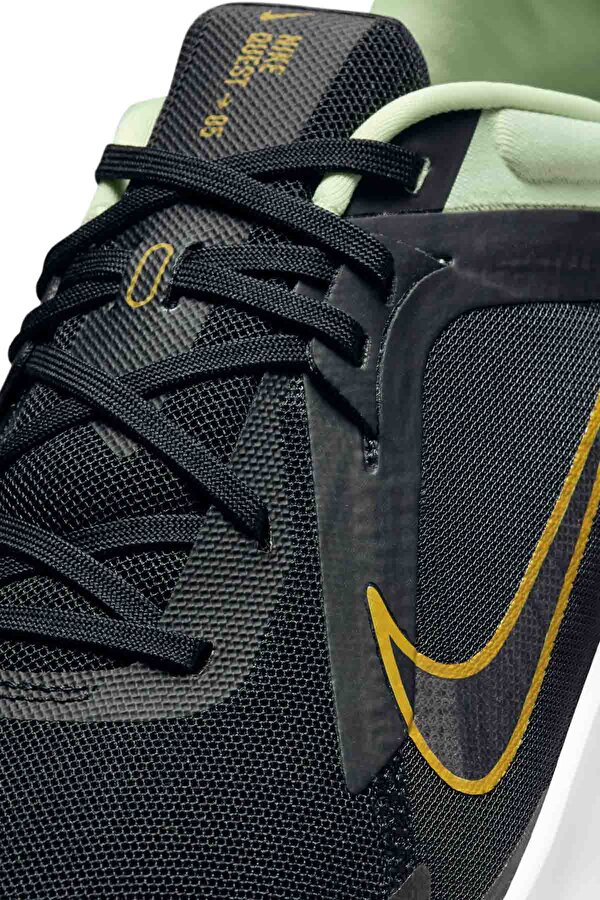 Nike QUEST 5 BLACK Man Running